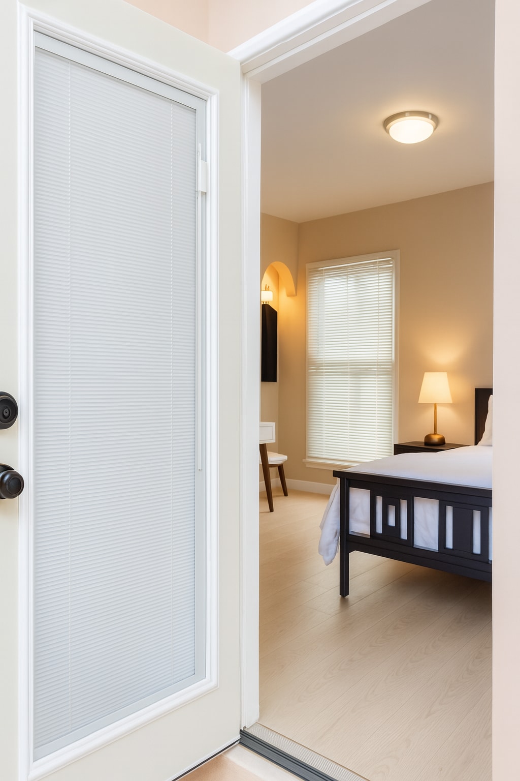 Building Photo - 10443 Califa St