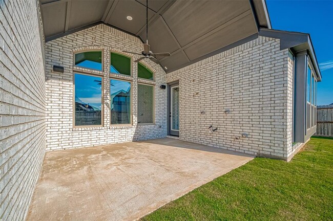 Building Photo - 451 Papershell Path
