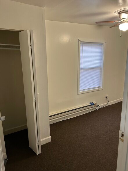 3rd Bedroom - 8128 S Marshfield Ave