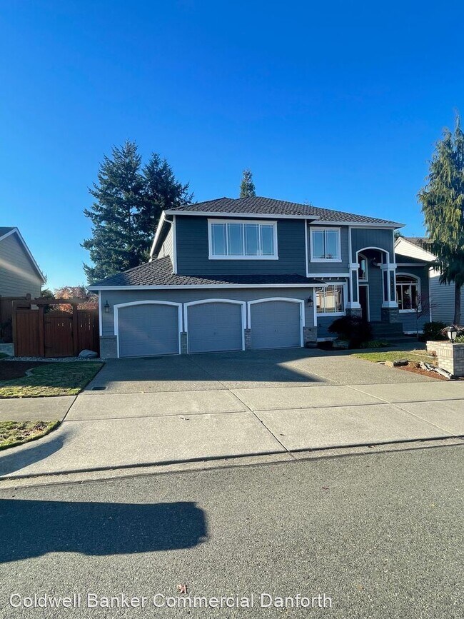 4 br, 2.5 bath House - 3526 Spyglass Dr NE - 3526 Spyglass Dr NE Tacoma ...