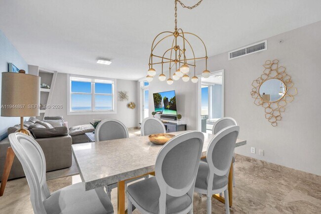 Building Photo - 3001 S Ocean Dr