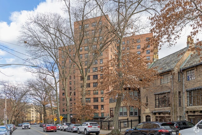 Building Photo - 3850 Sedgwick Ave