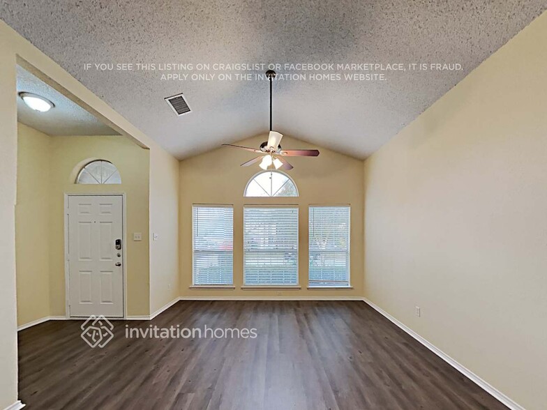 Building Photo - 6316 Fern Meadow Dr