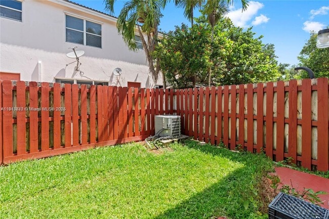 Building Photo - 2258 NE 42nd Ave