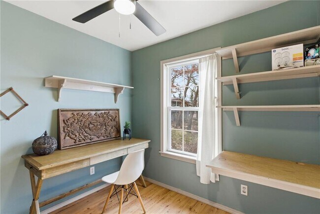 Building Photo - 3 Leigh Ln