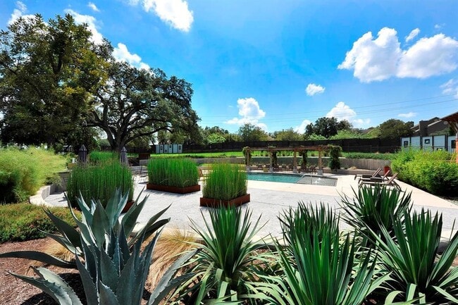 Building Photo - 2020 Sager Dr