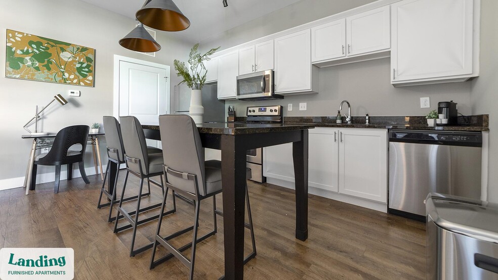 Building Photo - 41 E 9th Ave