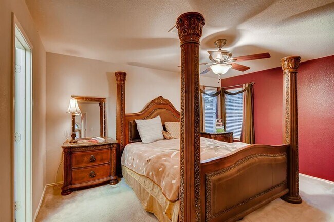 Building Photo - 504 Woodsorrel Way