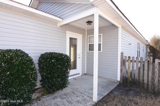 Building Photo - 309 Bridgeton Ct