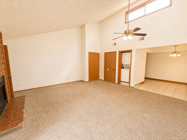Building Photo - 2932 Shadow Creek Dr