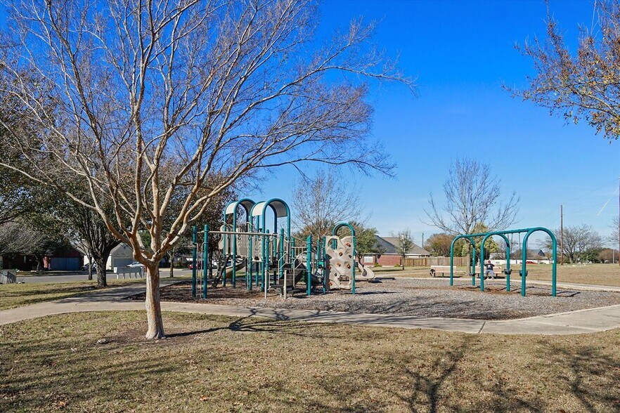 Building Photo - 2858 Southampton Way