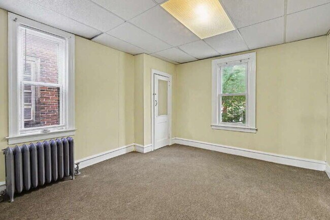 Building Photo - 5335 Willows Ave