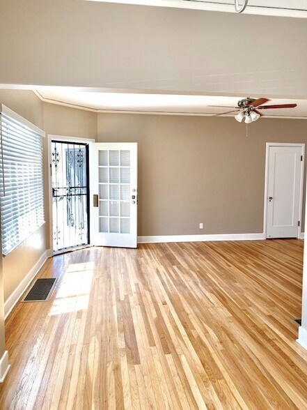 Building Photo - 3527 Georgia St