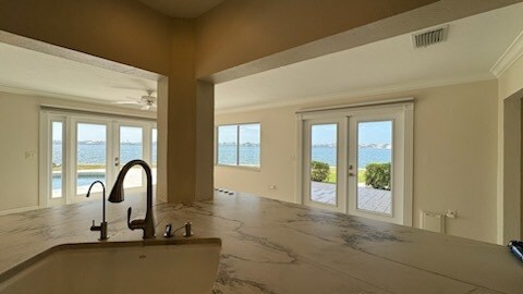 Building Photo - 7692 Cove Terrace
