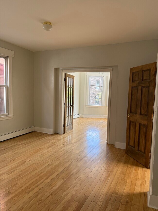 Building Photo - 205 Highwood Ave