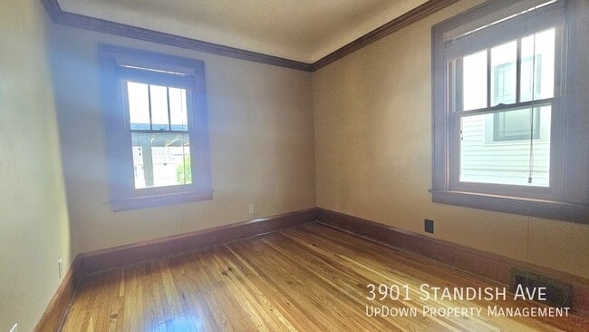Building Photo - 3901 Standish Ave