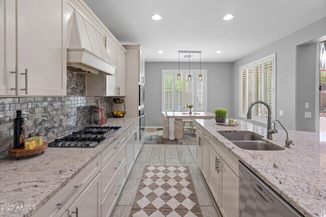 Building Photo - 3603 E Salter Dr