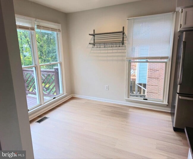 Building Photo - 8416 Cedarcreek Ct
