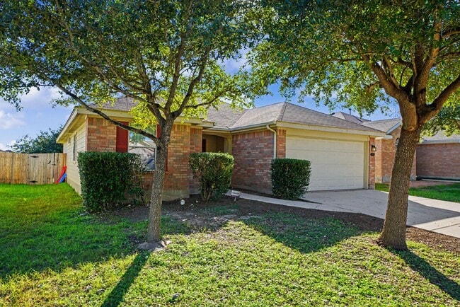 Building Photo - Updated Single-Story Home in Escondido North - Realtor Commission: $500