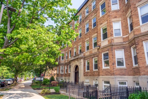 Building Photo - 66 Queensberry St