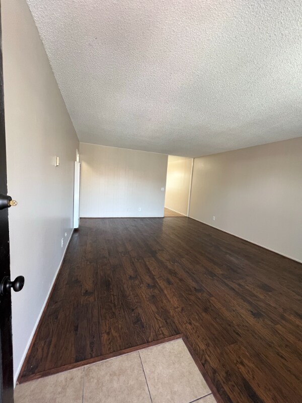 Building Photo - 900 S Highland Ave