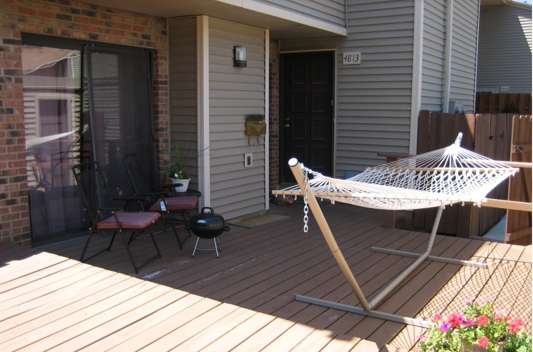 Deck - 4813 Cedar Lake Rd S