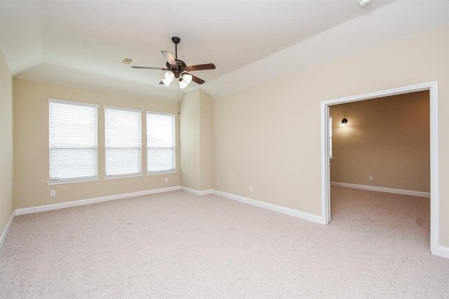 Building Photo - 25807 Somerset Meadows Ct