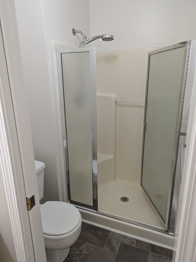 Building Photo - 5817 Cobalt Loop SE