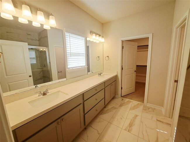 Building Photo - 309 Toddy Wy