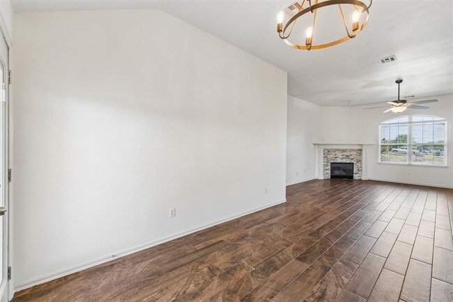 Building Photo - 15921 Katie Ridge Dr