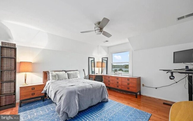 Building Photo - 18505 Cabin Rd