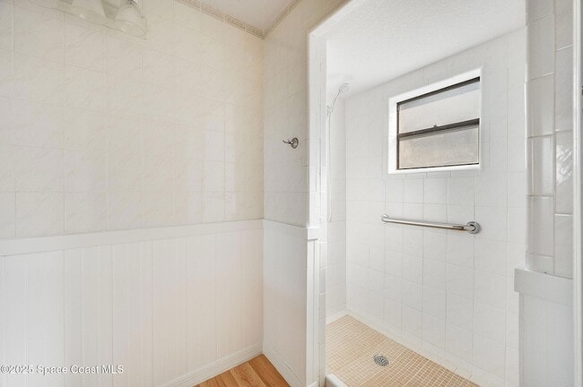 Building Photo - 115 Angelo Rd SE