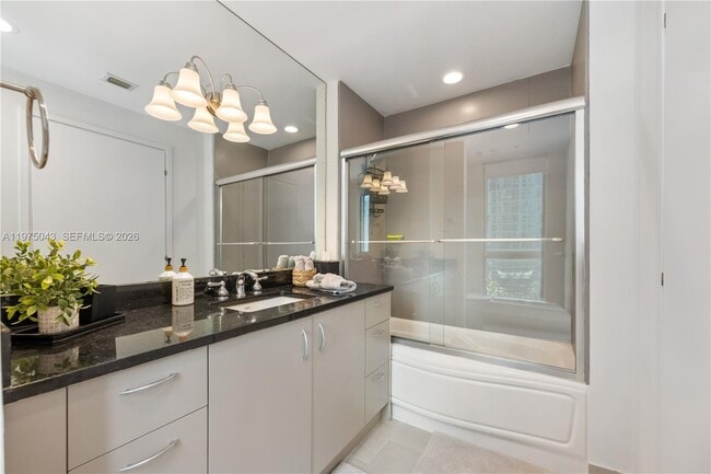 Building Photo - 300 S Biscayne Blvd