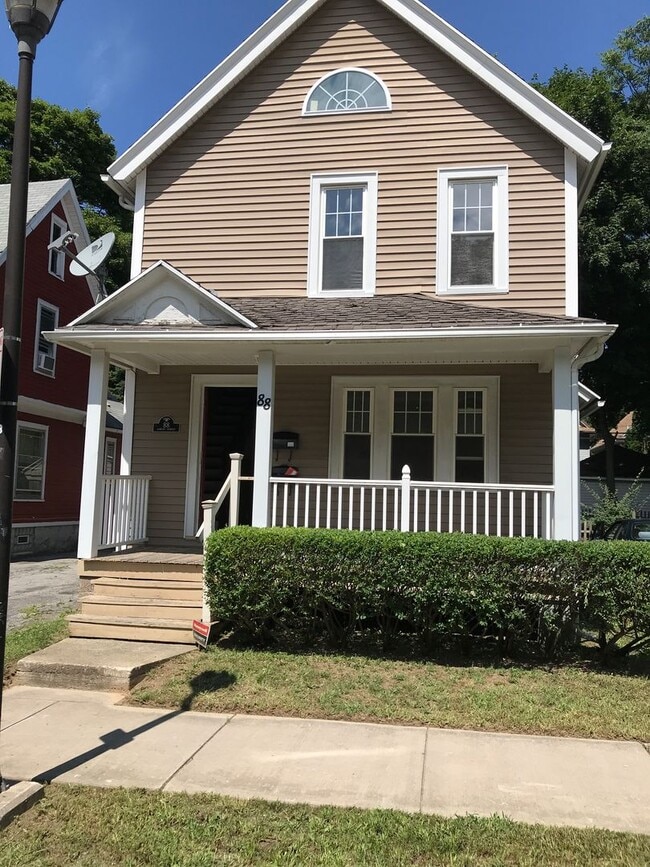 Building Photo - 88 Asbury St