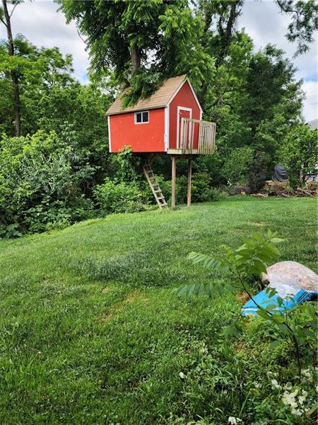 Building Photo - 1376 Pheasant Cir