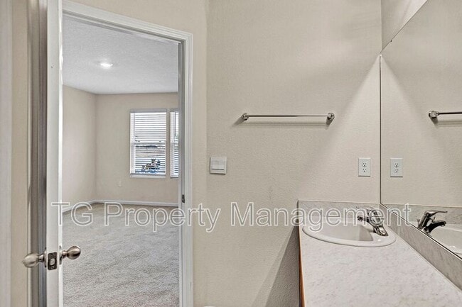 Building Photo - 443 Coastline Way