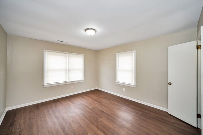 Building Photo - Incredible Value in Sylacauga – Appliances Included & Move-In Ready!