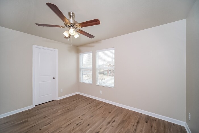 Building Photo - 202 Brockton Dr