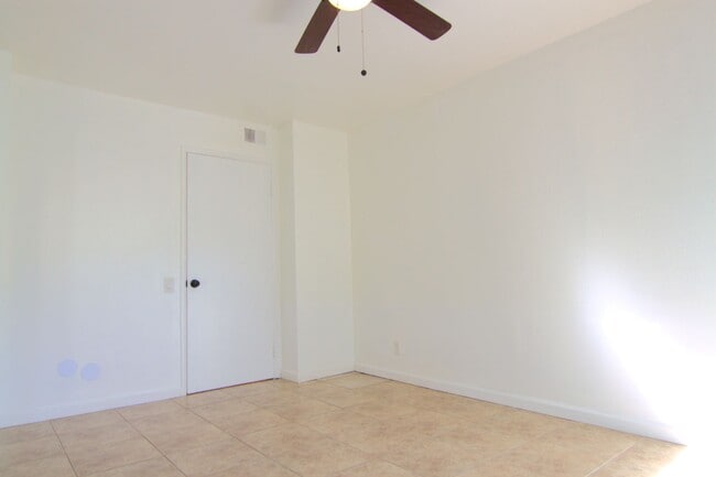 Building Photo - 21219 Roscoe Blvd