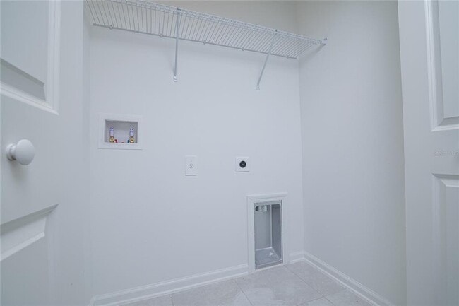 Building Photo - 2642 Runners Cir