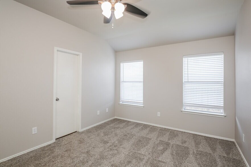 Building Photo - 1137 Alicia Ln