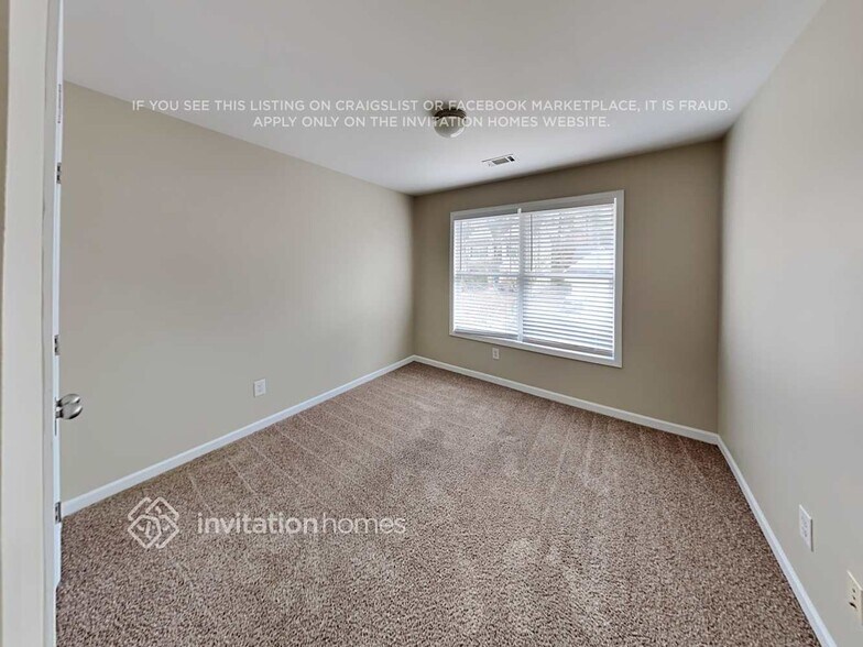 Building Photo - 1392 Summer Hill Ct
