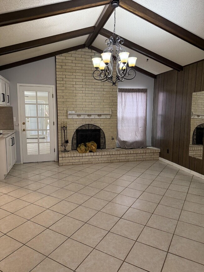 Building Photo - 220 Rio Tinto Dr