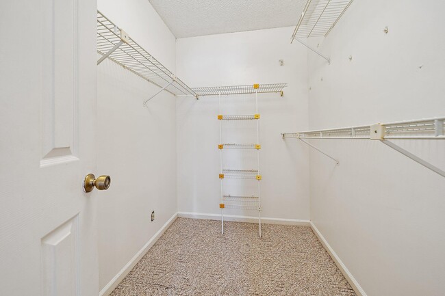 Building Photo - 11582 Winchester Dr