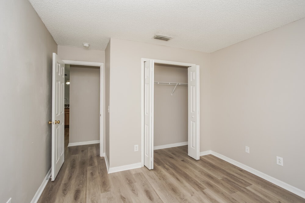Building Photo - 12914 Fieldmoor Ct