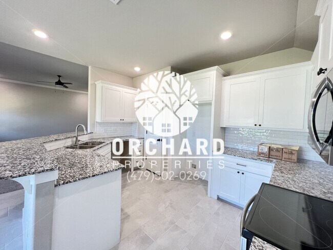 Building Photo - Single-Family Home- Stunning Wellington Plan