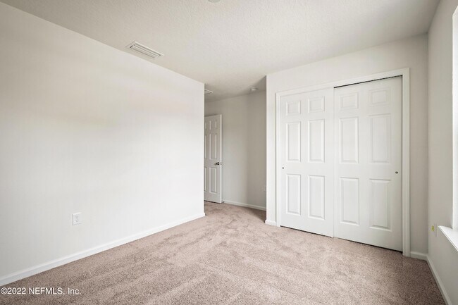 Building Photo - 12850 Buckhorn Ln