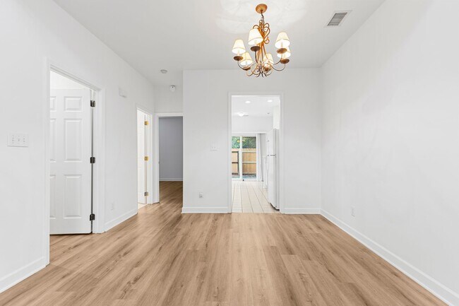 Building Photo - COMING SOON! Move-In Ready 3-Bed Home in V...