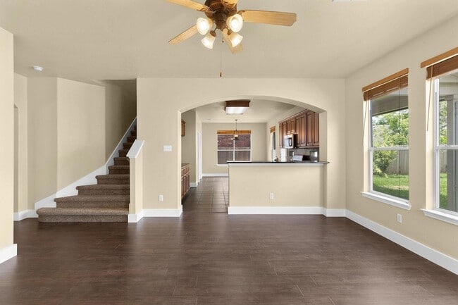 Building Photo - 10128 Channel Island Dr