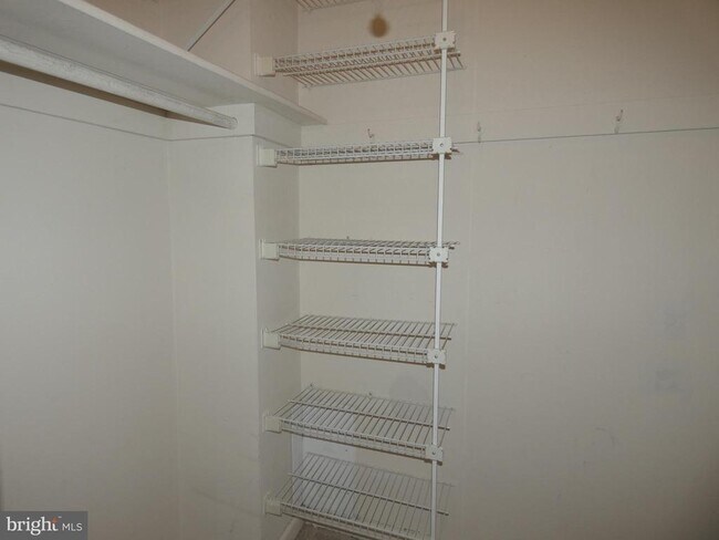 Building Photo - 1300 S Arlington Ridge Rd